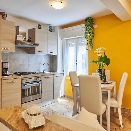 Apartment Casa Del Pergulin - Lmz325 By Interhome Verceia